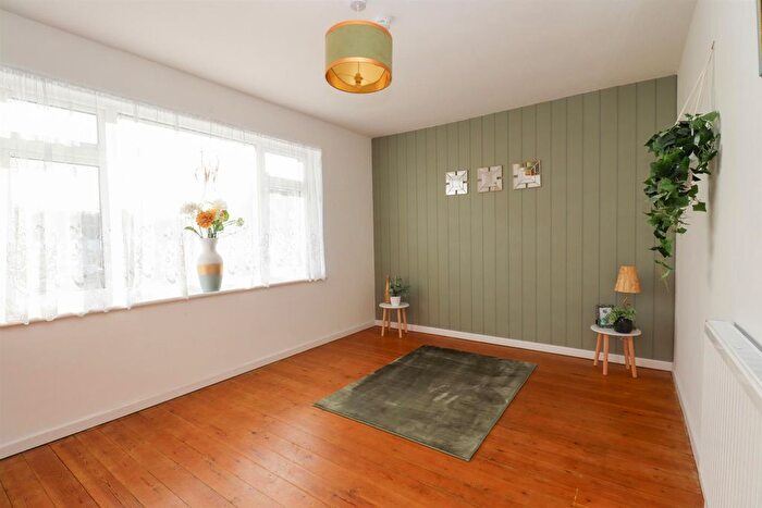 2 Bedroom Detached Bungalow For Sale In Church Vale Road, Bexhill-On-Sea, TN40