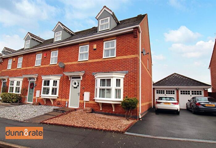 3 Bedroom Town House For Sale In Chillington Way, Norton Heights, Stoke-On-Trent, ST6
