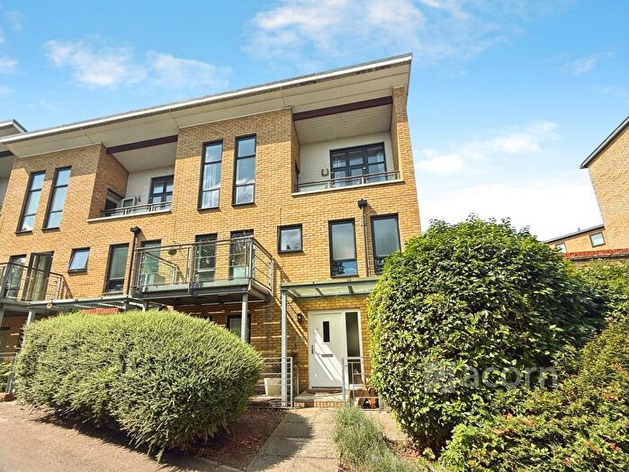 4 Bedroom End Of Terrace House To Rent In Waterstone Way, Greenhithe, DA9