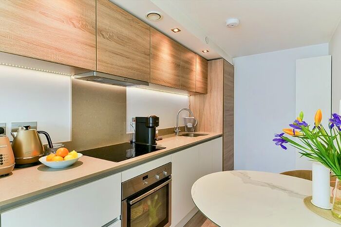 1 Bedroom Flat To Rent In Station Road, Edgware, HA8