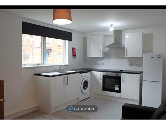 1 Bedroom Flat To Rent In Milliners Court, Luton, LU3