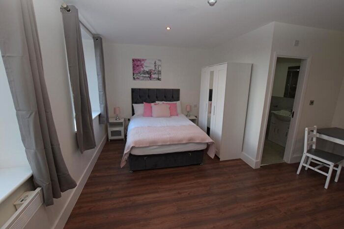 Studio To Rent In Chapel Street, Stafford, ST16