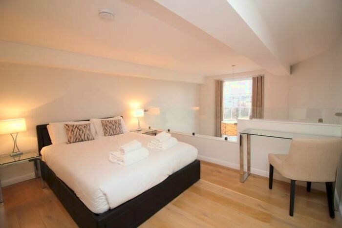 1 Bedroom Flat To Rent In Flat, Mcdonald Road, Edinburgh, EH7