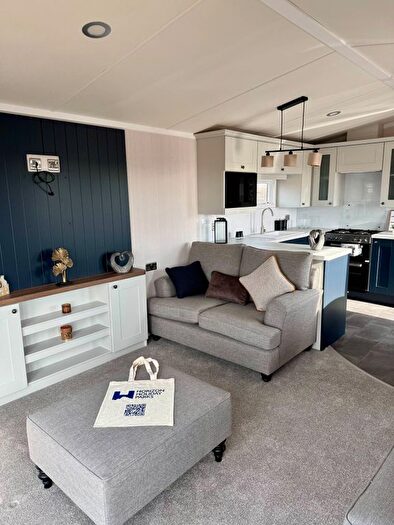 2 Bedroom Park Home For Sale In Eyemouth Road, Coldingham, Eyemouth, TD14