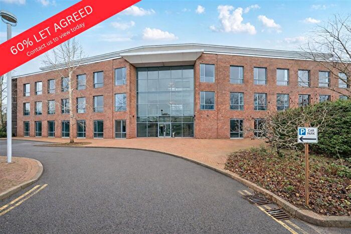 1 Bedroom Flat To Rent In Roop House Waterfront, Fleet, GU51