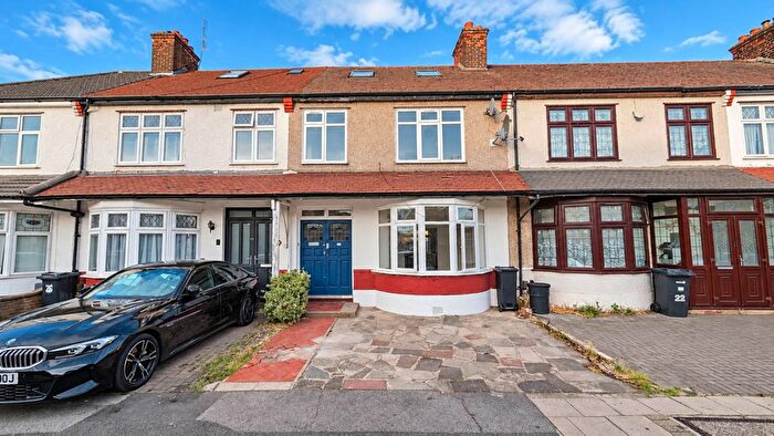4 Bedroom Terraced House To Rent In Tanners Lane, Barkingside, IG6
