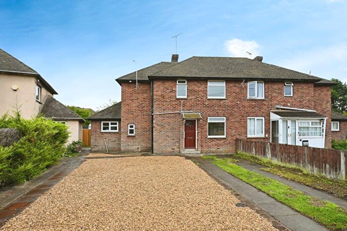 3 Bedroom Semi-Detached House For Sale In Cherrytree Grove, Spalding, PE11