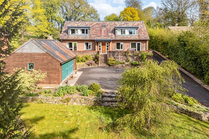 5 Bedroom Detached House For Sale In Wellhouse Road, Beech, GU34