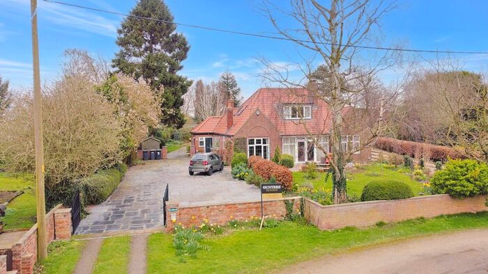 3 Bedroom Detached Bungalow For Sale In Roecliffe, York, YO51