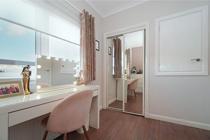 2 Bedroom End Of Terrace House For Sale In Belmont Street, Clydebank, G81
