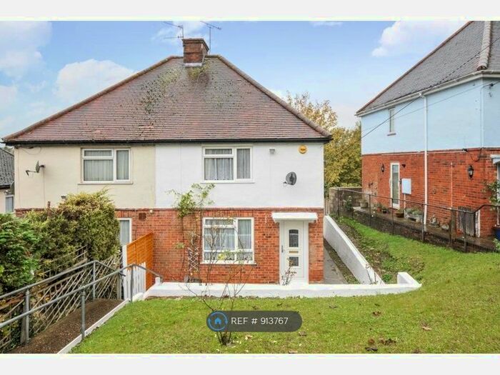 3 Bedroom Semi-Detached House To Rent In Milton Road, Chesham, HP5