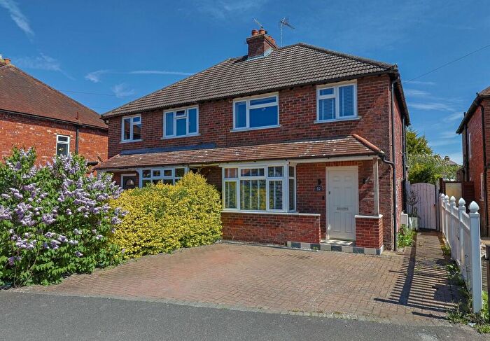 3 Bedroom Semi-Detached House For Sale In Whitemore Road, Guildford, GU1