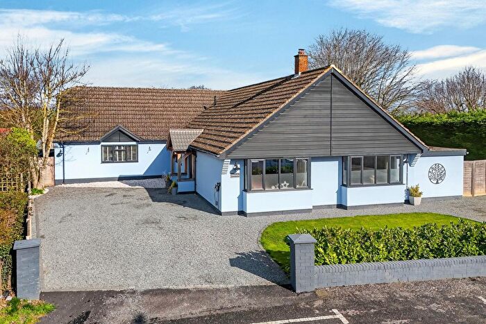 4 Bedroom Property For Sale In High Street, Ellington, PE28