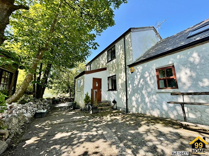 4 Bedroom Link Detached House For Sale In Bryn Poeth, Bodorgan, Anglesey, LL62