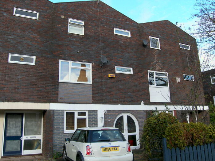 5 Bedroom Town House To Rent In Charles Gardner Road, Leamington Spa, CV31