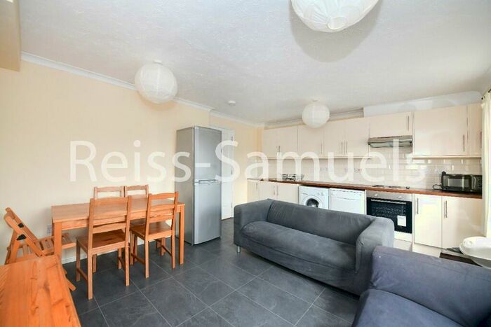 5 Bedroom Terraced House To Rent In Cahir Street, Canary Wharf, London, E14