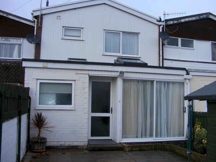 3 Bedroom Terraced House To Rent In Biddulph Estate, Llanelli SA15