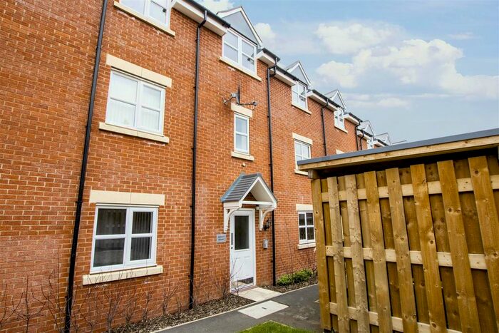 2 Bedroom Flat To Rent In Escelie Way, Birmingham, B29