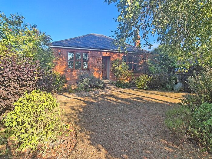 2 Bedroom Bungalow For Sale In Willow Lane, Bransgore, Christchurch, Dorset, BH23