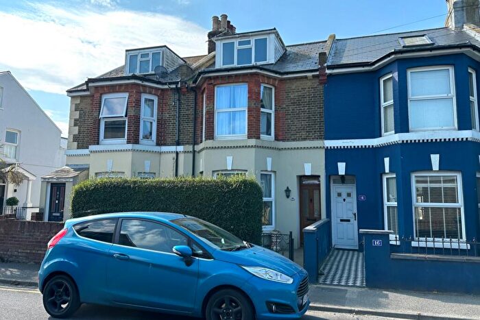 4 Bedroom Terraced House For Sale In Cornwall Road, Walmer, CT14