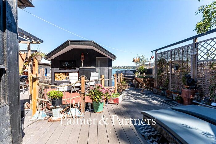 2 Bedroom Detached House For Sale In Pinmill, Suffolk, IP9