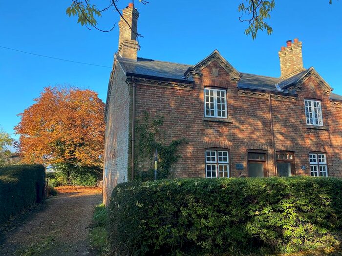 3 Bedroom Semi-Detached House To Rent In West Road, Shouldham Thorpe, King's Lynn PE33