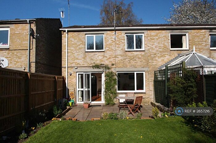 3 Bedroom Semi-Detached House To Rent In White House Road, Oxford, OX1