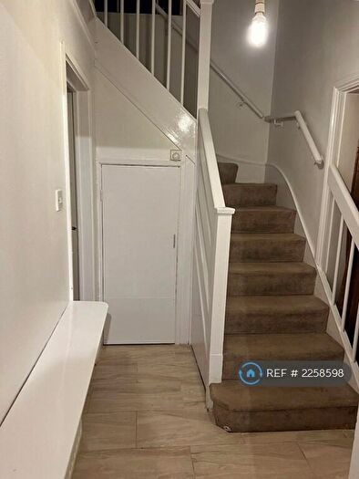3 Bedroom Terraced House To Rent In Long Riding, Basildon, SS14