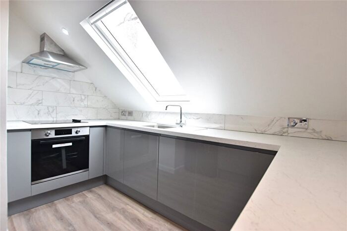2 Bedroom Flat To Rent In Brighton Road, Purley, CR8