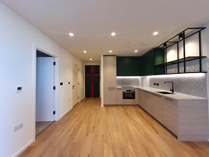 1 Bedroom Apartment To Rent In Barnacle House, Poplar Riverside, London, E14