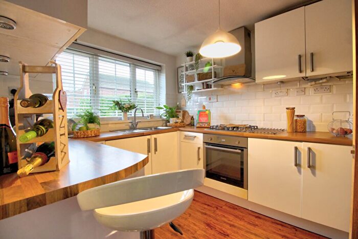 3 Bedroom Detached House For Sale In Waltwood Park Drive, Newport, NP18