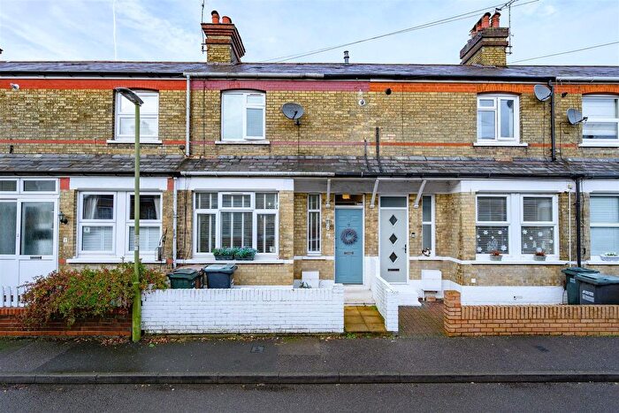 3 Bedroom Terraced House For Sale In Tanners Hill, Abbots Langley, WD5