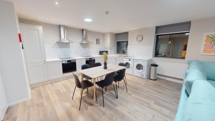 7 Bedroom Flat To Rent In E, Gordon House, Cranmer Street, NG3