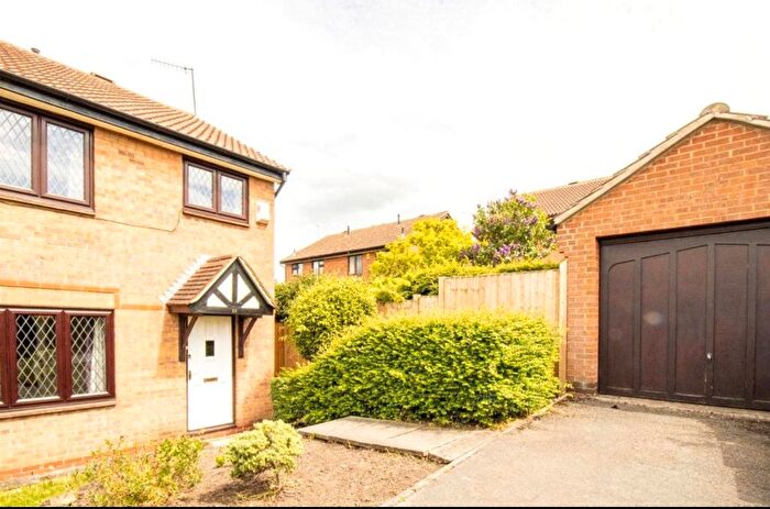 3 Bedroom Semi-Detached House To Rent In Cranford Gardens, West Bridgford, Nottingham, Nottinghamshire, NG2