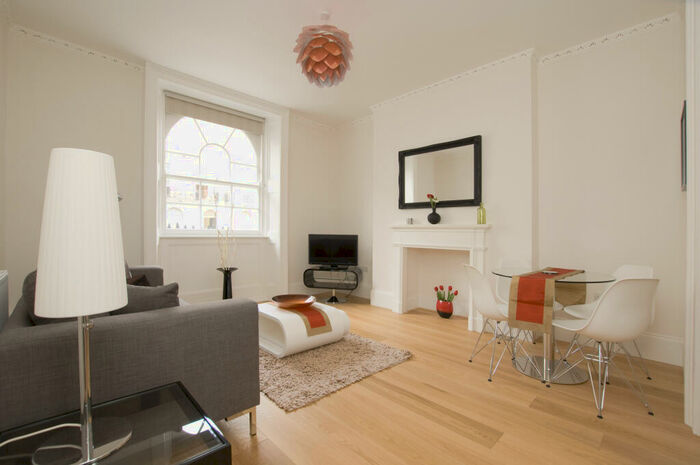 1 Bedroom Apartment To Rent In Gloucester Place, London, NW1