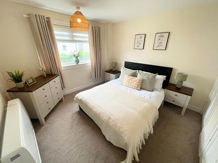 1 Bedroom Flat To Rent In Ettrick Terrace, Johnstone, Renfrewshire, PA5