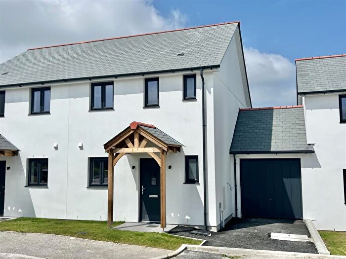 3 Bedroom House For Sale In Kew Kernow, Roche, PL26