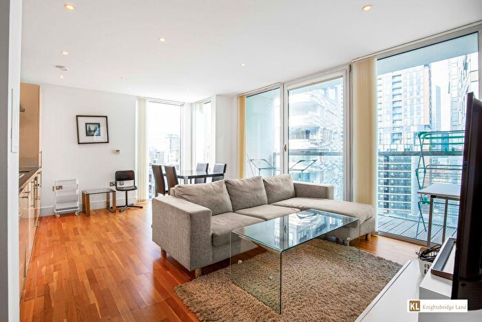 2 Bedroom Flat To Rent In Cobalt Point, Millharbour, London, E14