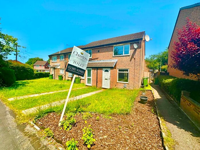 2 Bedroom End Of Terrace House To Rent In Lynn Close, Chartwell Green, West End, Southampton, SO18