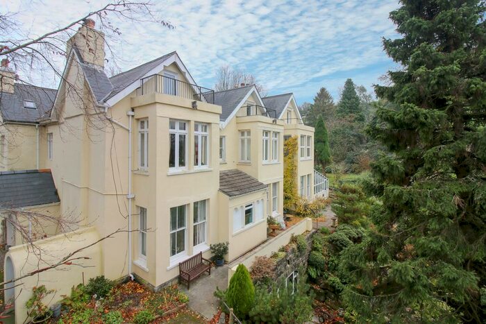 2 Bedroom Flat To Rent In Station Hill, Chudleigh, TQ13