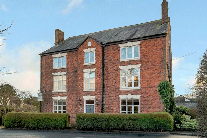 12 Bedroom Detached House For Sale In Pickmere, Knutsford, Cheshire, WA16