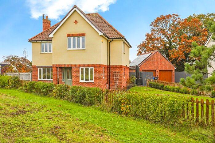 5 Bedroom Detached House For Sale In Wellington Close, Chedburgh, Bury St. Edmunds, IP29