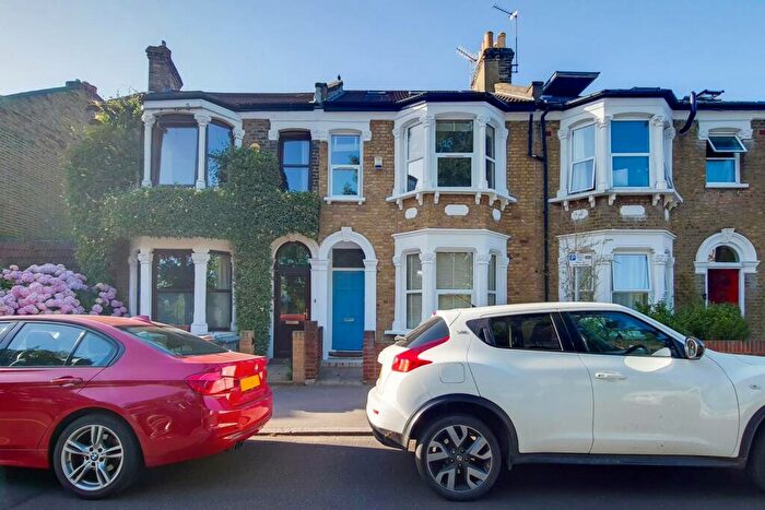 4 Bedroom House To Rent In Ham Park Road, Stratford, London, E15