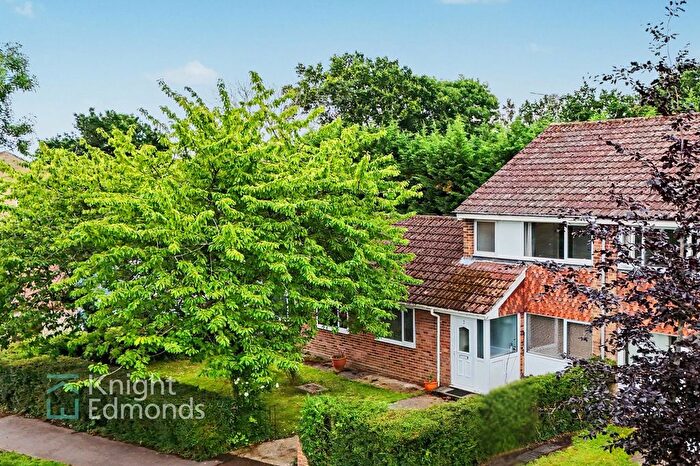 5 Bedroom Terraced House For Sale In Stanley Close, Staplehurst, TN12