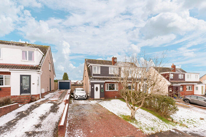 3 Bedroom Semi-Detached House For Sale In Kepscaith Crescent, Whitburn, West Lothian, EH47