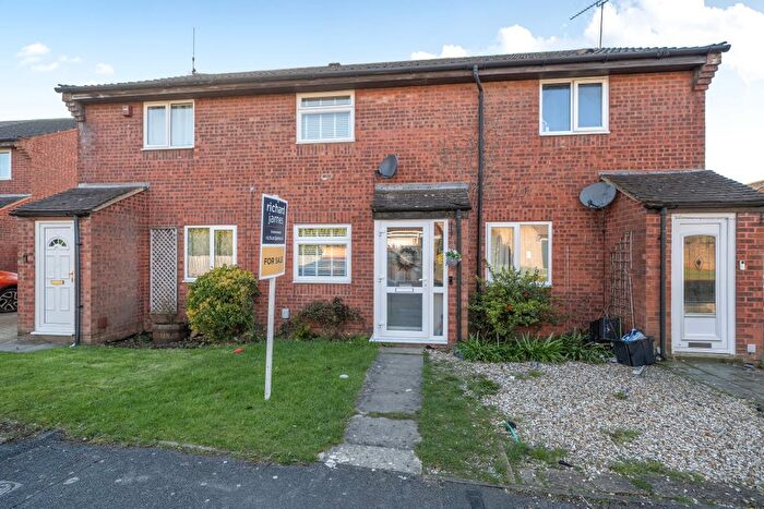 2 Bedroom Terraced House For Sale In Ramleaze Drive, Ramleaze, Swindon, SN5