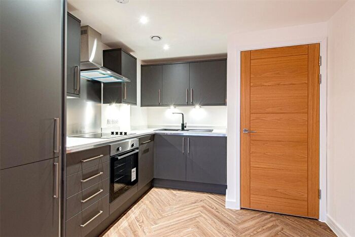 1 Bedroom Apartment To Rent In Raleigh, High Street, Sittingbourne, Kent, ME10