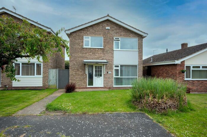 3 Bedroom Detached House For Sale In Lawyer Corys, Gorleston, NR31