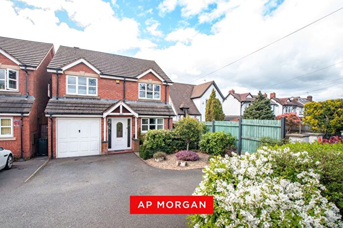 4 Bedroom Detached House For Sale In Birmingham Road, Marlbrook, Bromsgrove, Worcestershire, B61