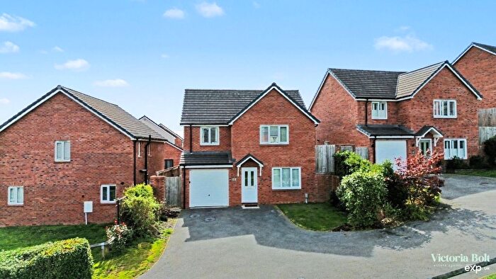 4 Bedroom Detached House For Sale In Harston Road, Ivybridge, PL21